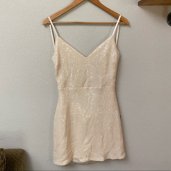 Lulus Dresses & Skirts - LULU’S full sequin spaghetti strap backless fitted mini dress size Medium